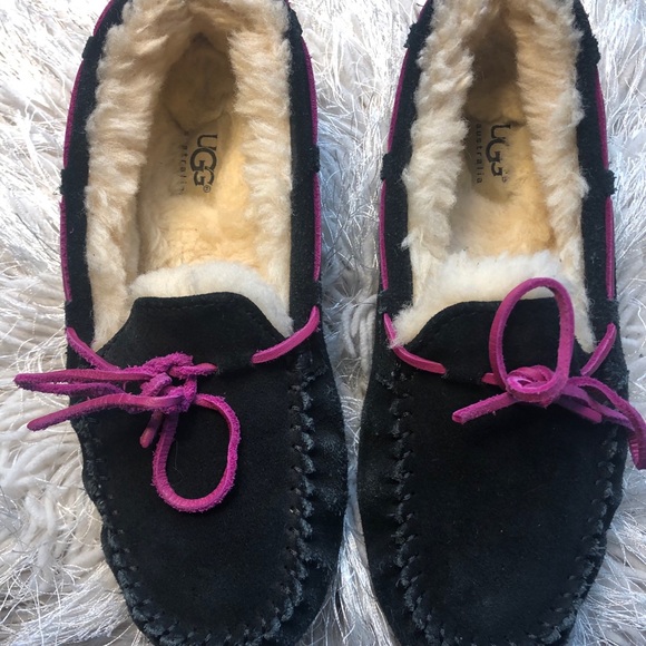 UGG Other - UGG MOCCASINS